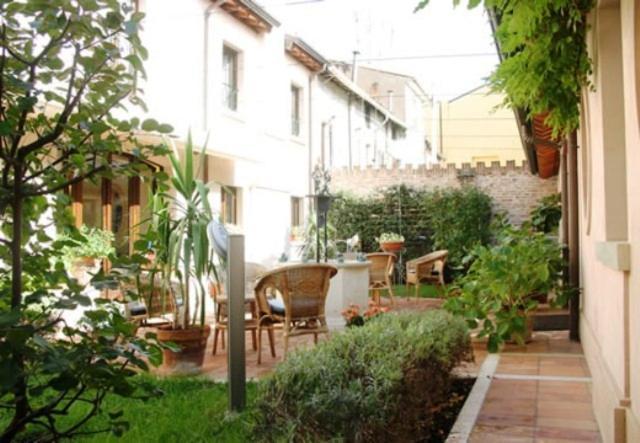 Hotel Dolcemela Ferrara Exterior foto