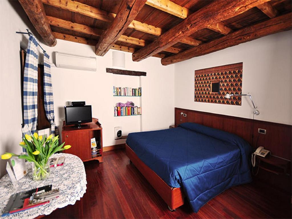 Hotel Dolcemela Ferrara Habitación foto