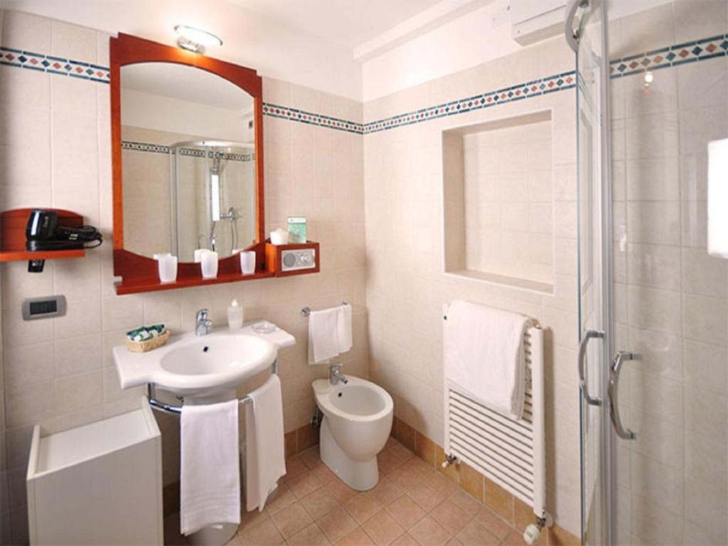 Hotel Dolcemela Ferrara Habitación foto